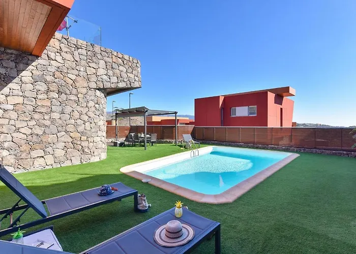 Eagle 8 By Villagrancanaria *